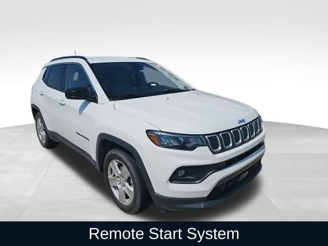 Used 2022 Jeep Compass Latitude w/ Convenience Group FWD image 9