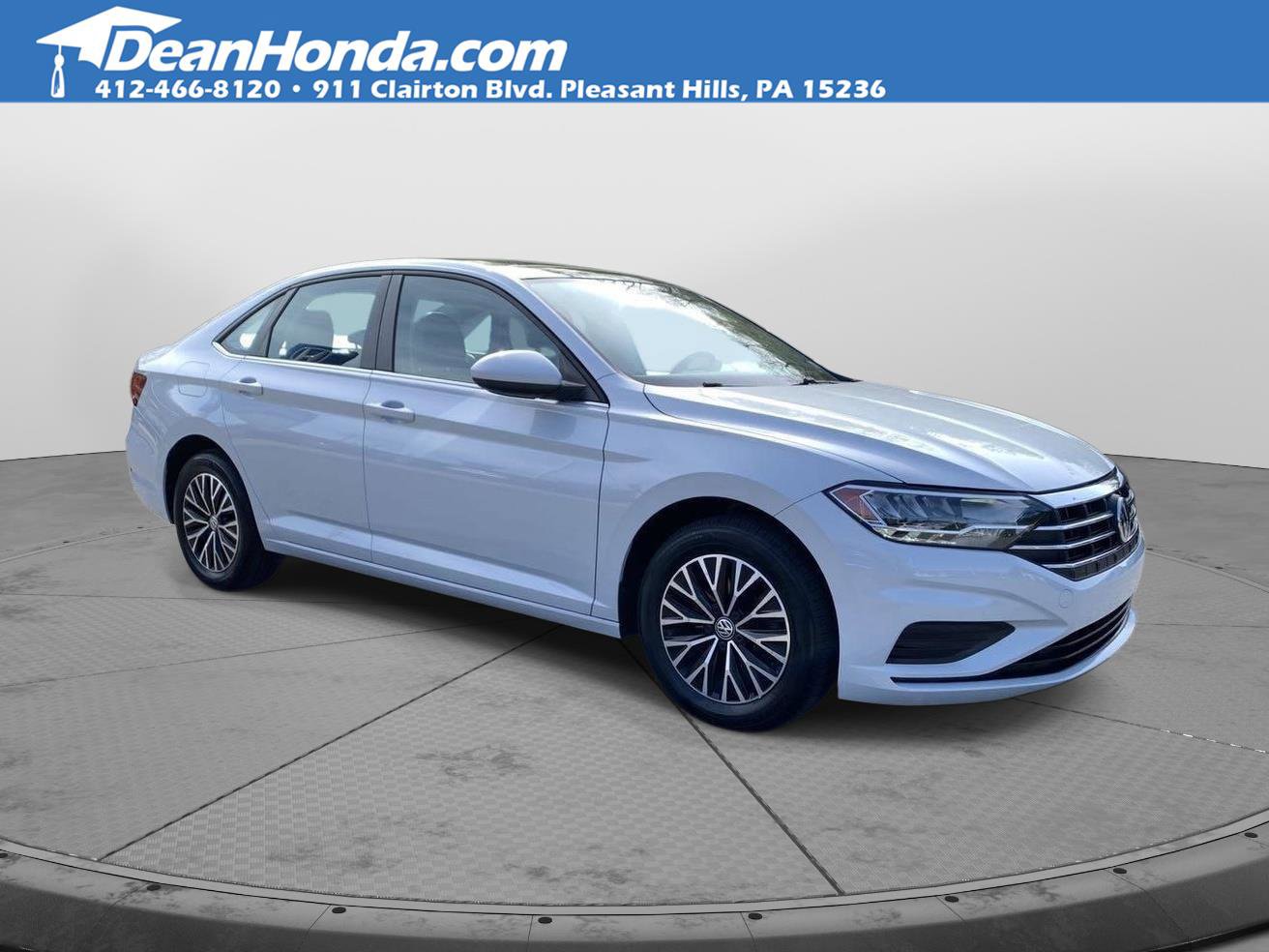 Used 2019 Volkswagen Jetta SE FWD image 1