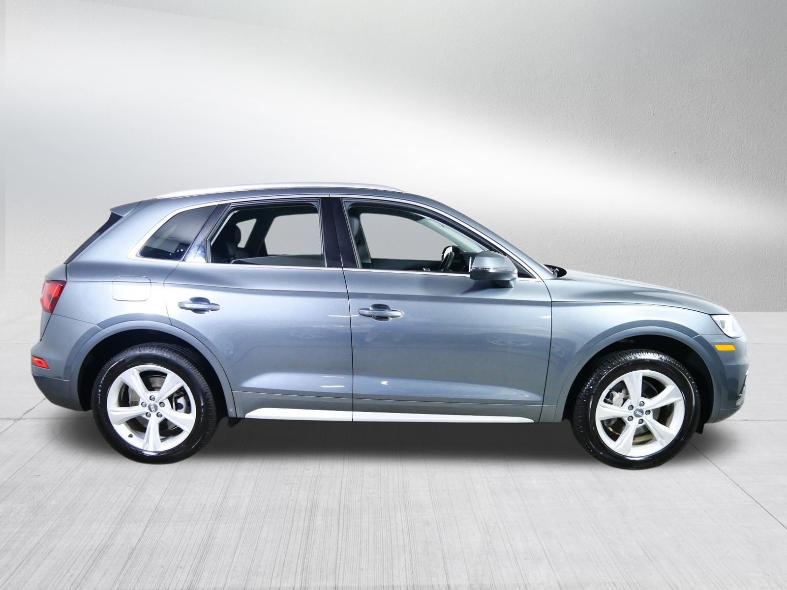 Used 2020 Audi Q5 2.0T Premium Plus w/ Premium Plus Package AWD/4WD image 8