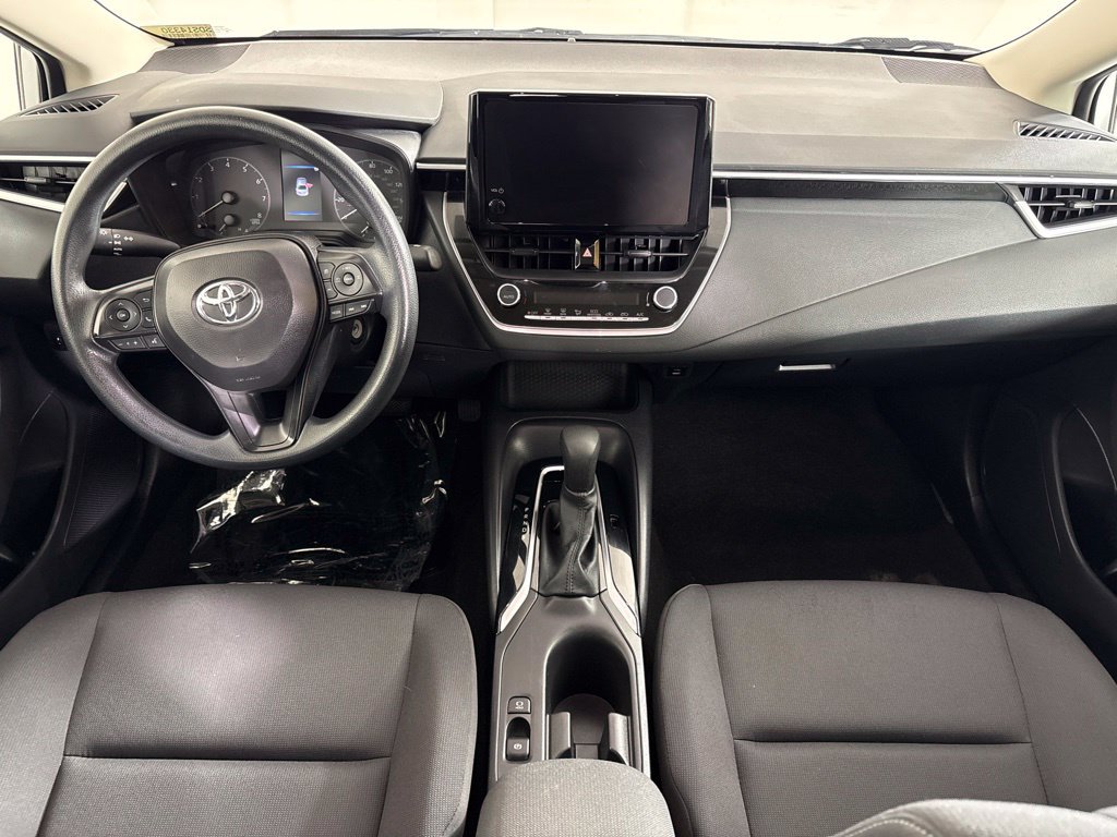 Used 2024 Toyota Corolla LE FWD image 12