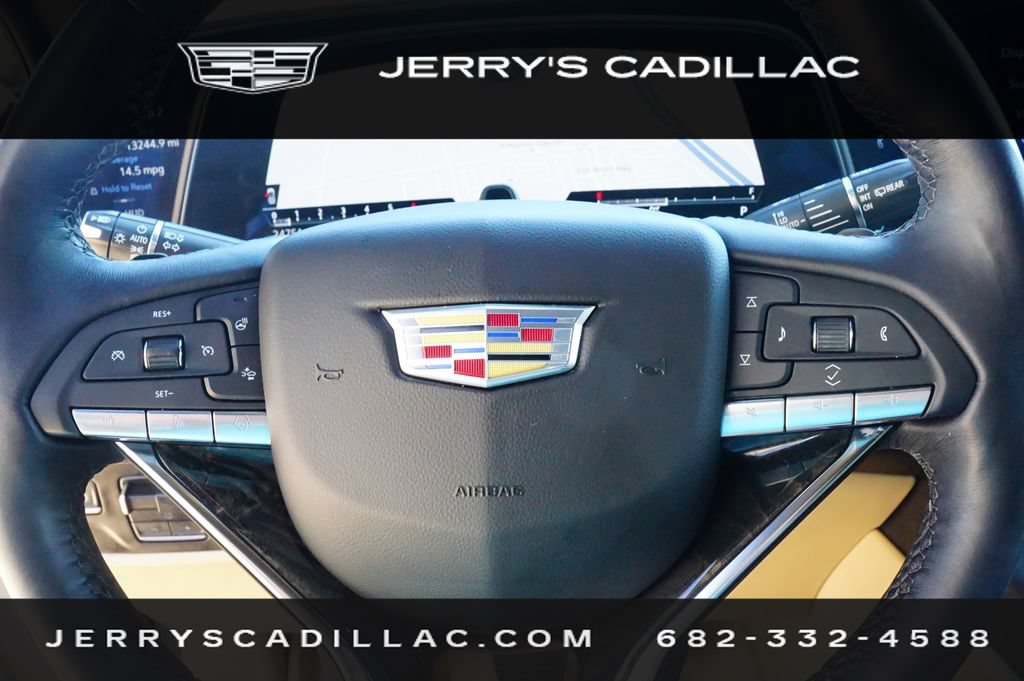 Used 2024 Cadillac Escalade Premium Luxury w/ Performance Package AWD/4WD image 16