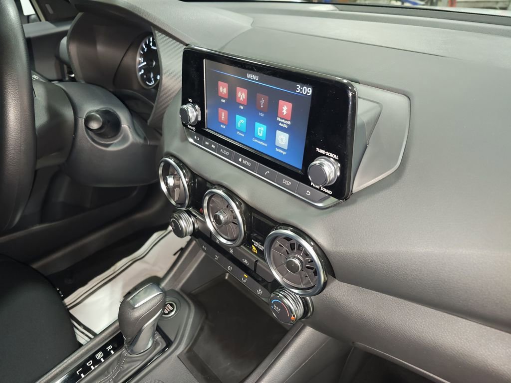 Used 2025 Nissan Sentra S image 16