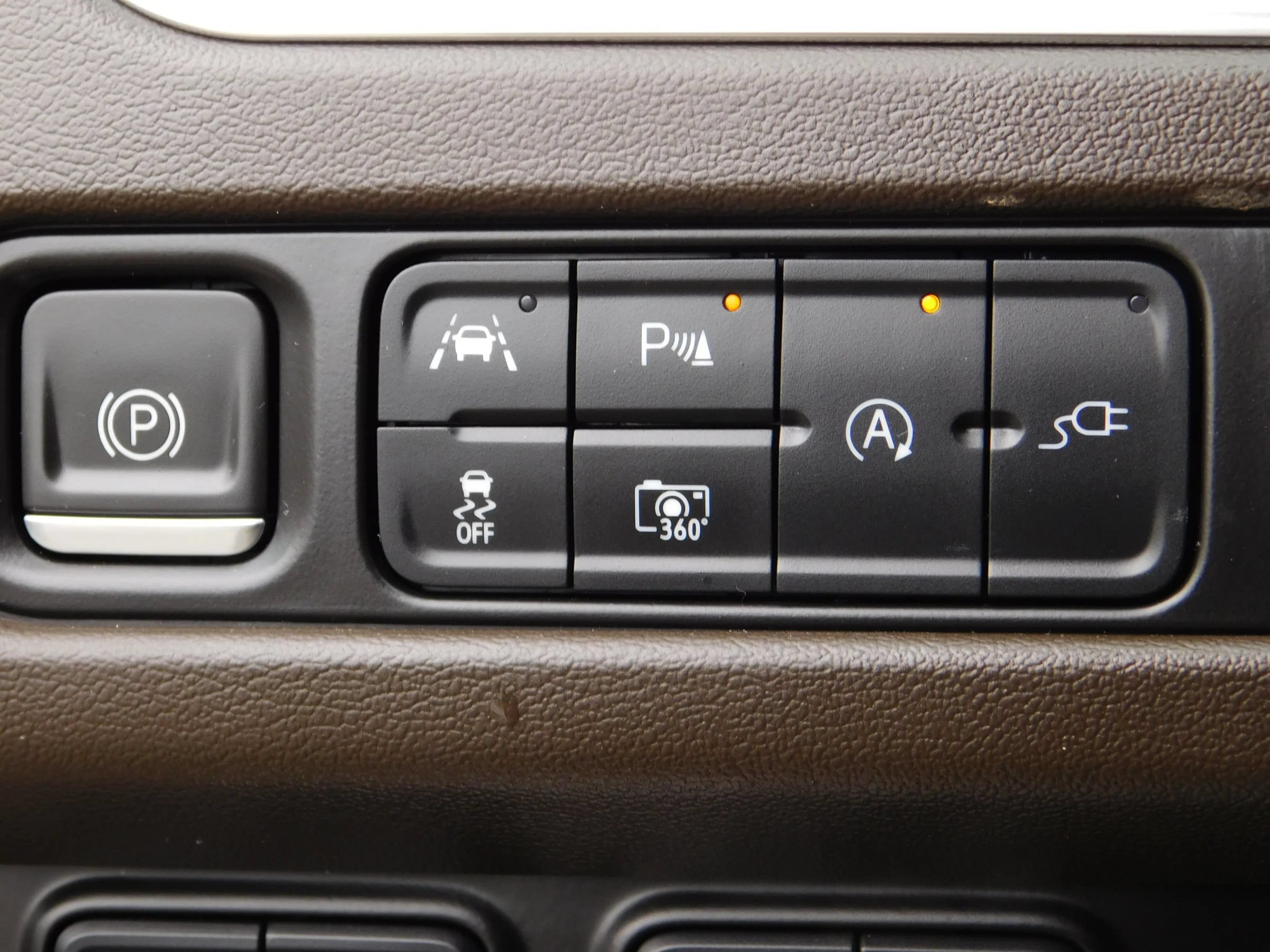 Used 2022 Chevrolet Tahoe LT w/ LT Signature Plus Package AWD/4WD image 29