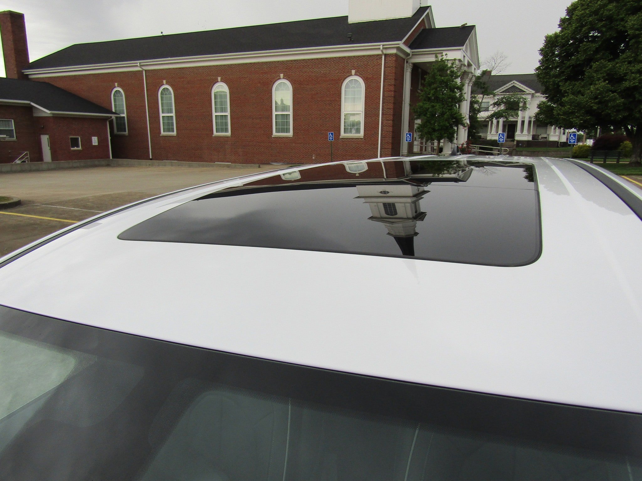 New 2027 Chrysler Pacifica Select FWD image 10