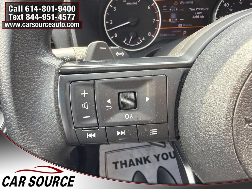 Used 2022 Nissan Rogue S FWD image 11
