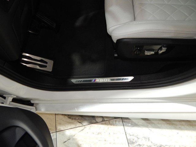 Used 2026 BMW X6 M60i image 13