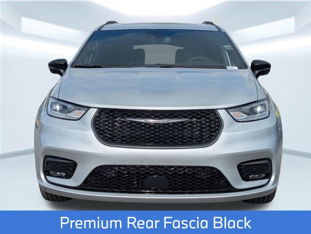 New 2026 Chrysler Pacifica Limited w/ S Appearance Package image 11