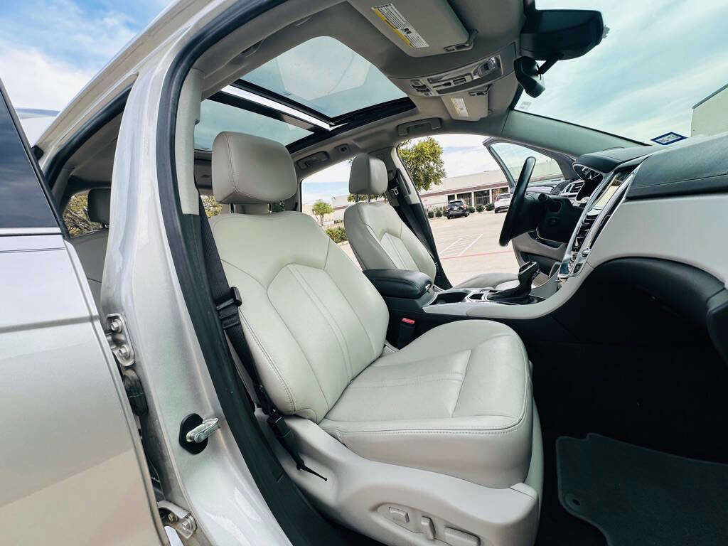 Used 2014 Cadillac SRX Luxury w/ Driver Awareness Package image 22