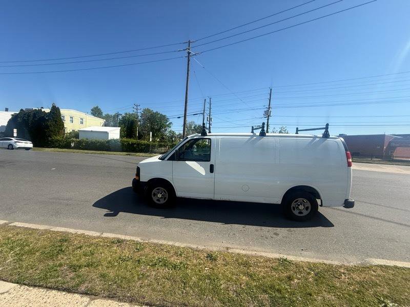 Used 2003 Chevrolet Express 1500 RWD image 4