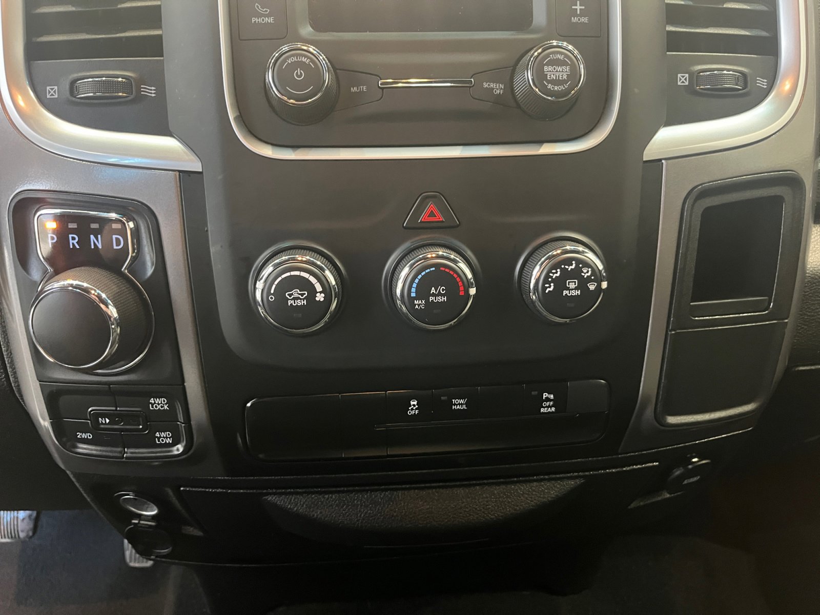 Used 2024 RAM 1500 Classic Warlock image 17