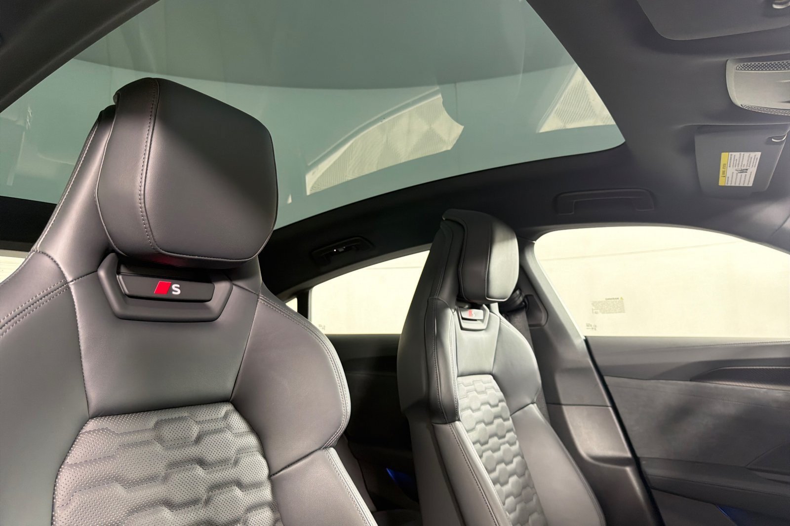 New 2026 Audi S e-tron GT Premium Plus AWD/4WD image 15