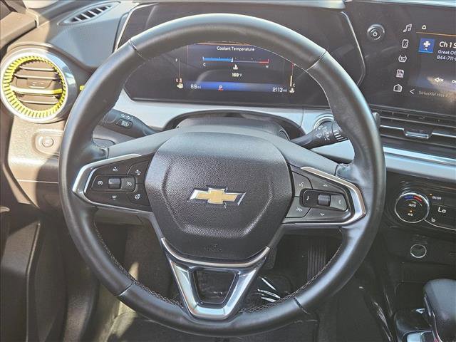 Used 2026 Chevrolet Trax LT w/ LT Convenience Package image 13