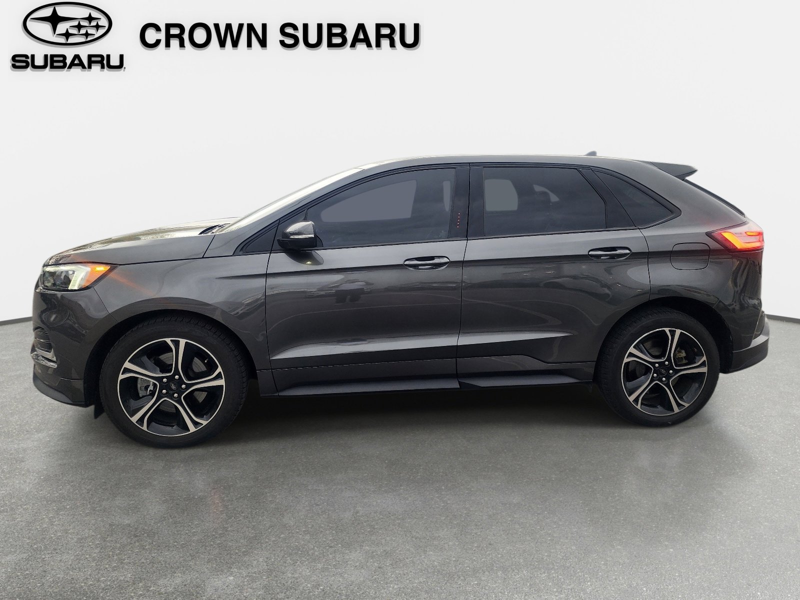 Used 2019 Ford Edge ST w/ Convenience Package image 2