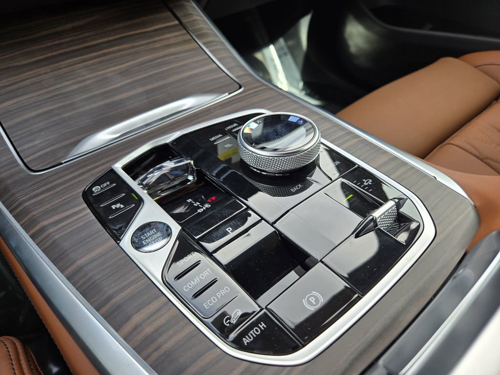 New 2026 BMW X5 xDrive40i w/ Executive Package AWD/4WD image 24