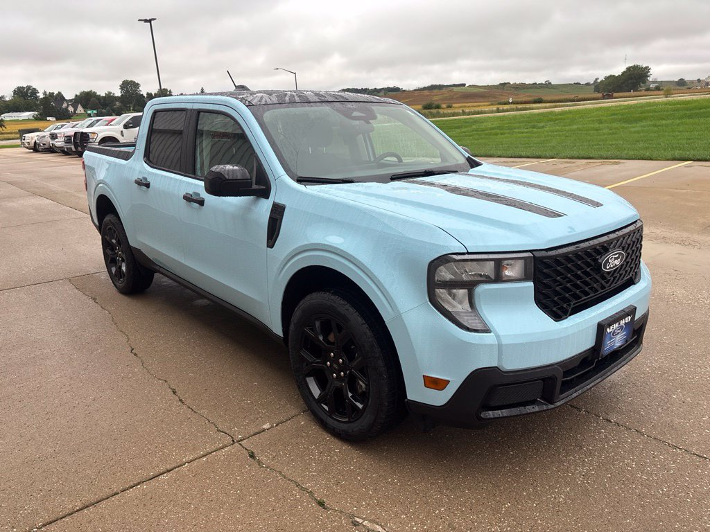 New 2026 Ford Maverick XLT w/ Equipment Group 301A AWD/4WD image 3