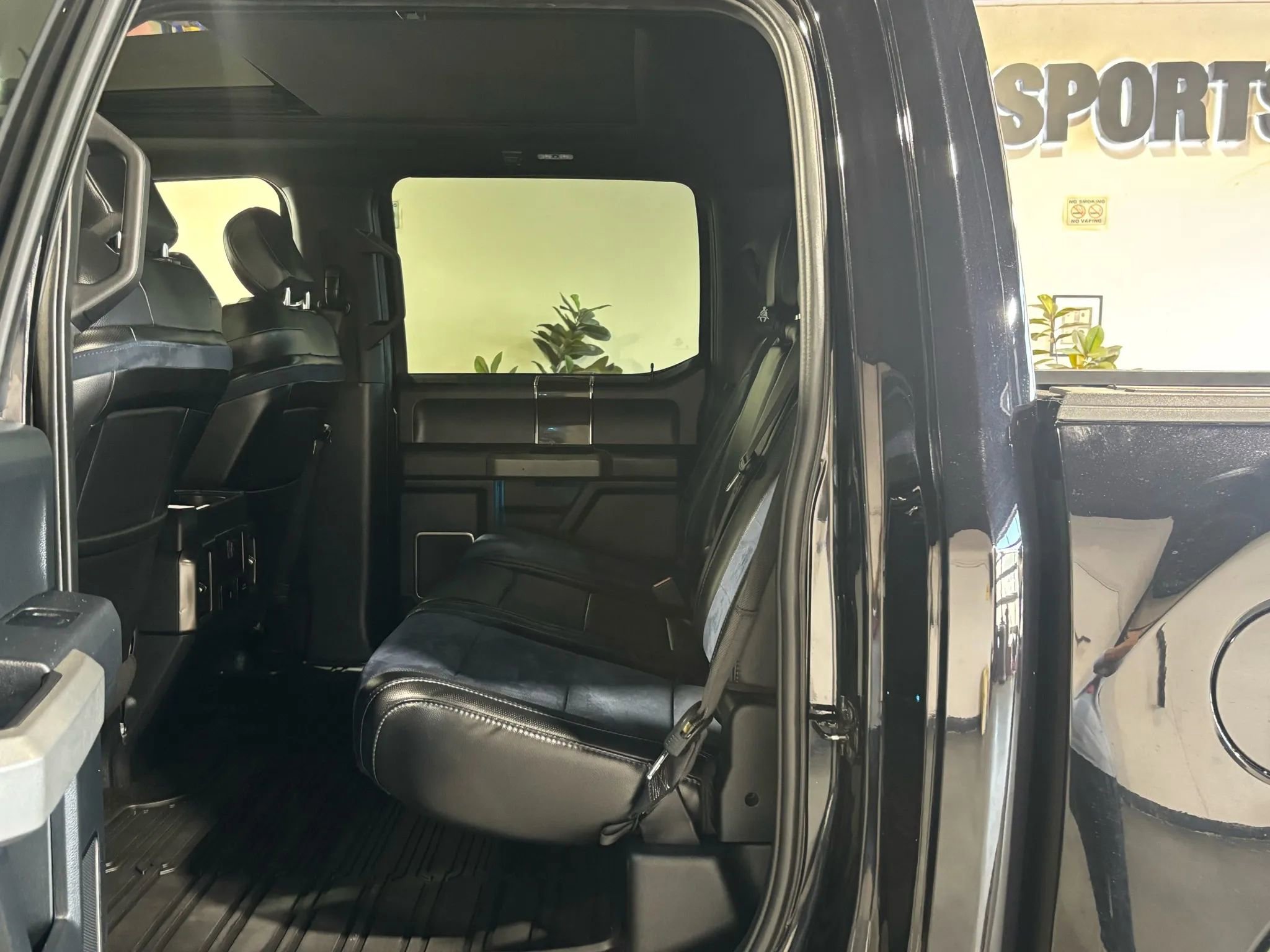 Used 2019 Ford F150 Raptor w/ Equipment Group 802A Luxury image 11