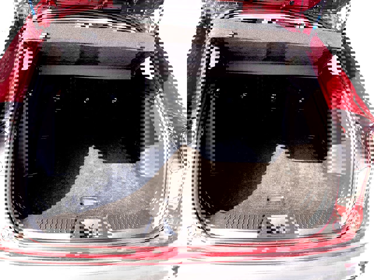 Used 2025 Chevrolet Trax LT w/ LT Convenience Package image 9