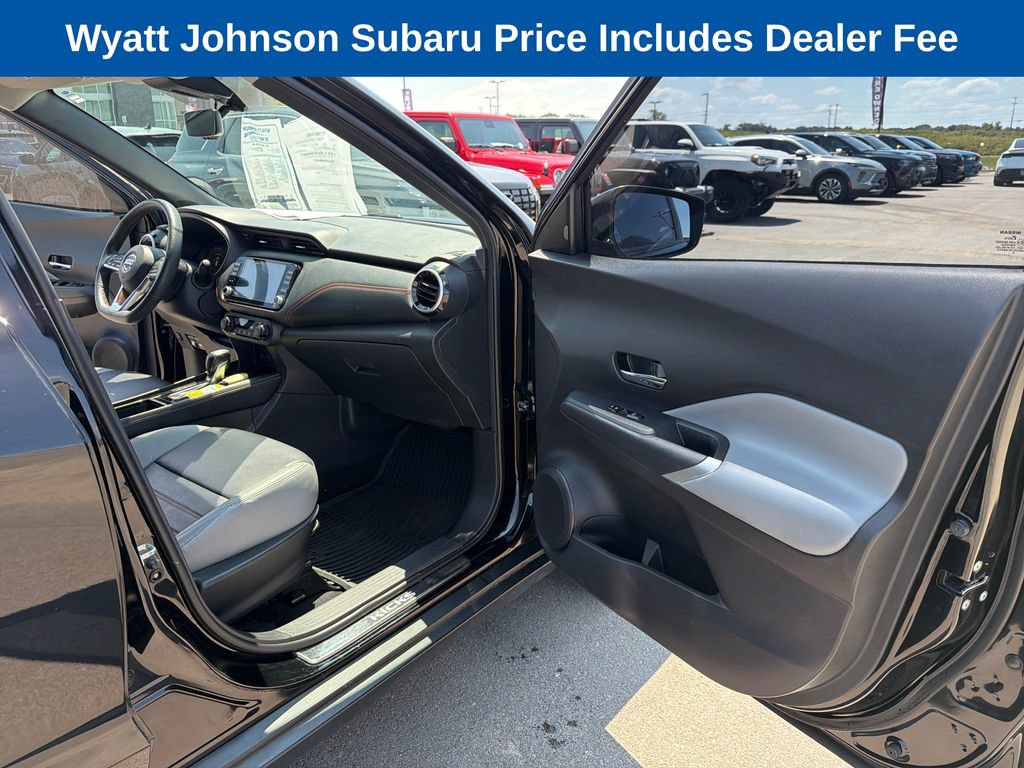 Used 2021 Nissan Kicks SR w/ SR Premium Package FWD image 43