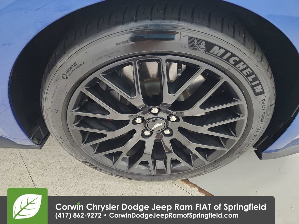 Used 2018 Ford Mustang GT Premium w/ GT Performance Package RWD image 34