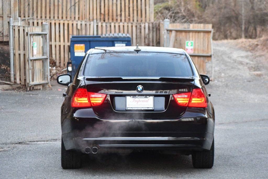 Used 2011 BMW 328i xDrive Sedan w/ Premium Pkg image 6