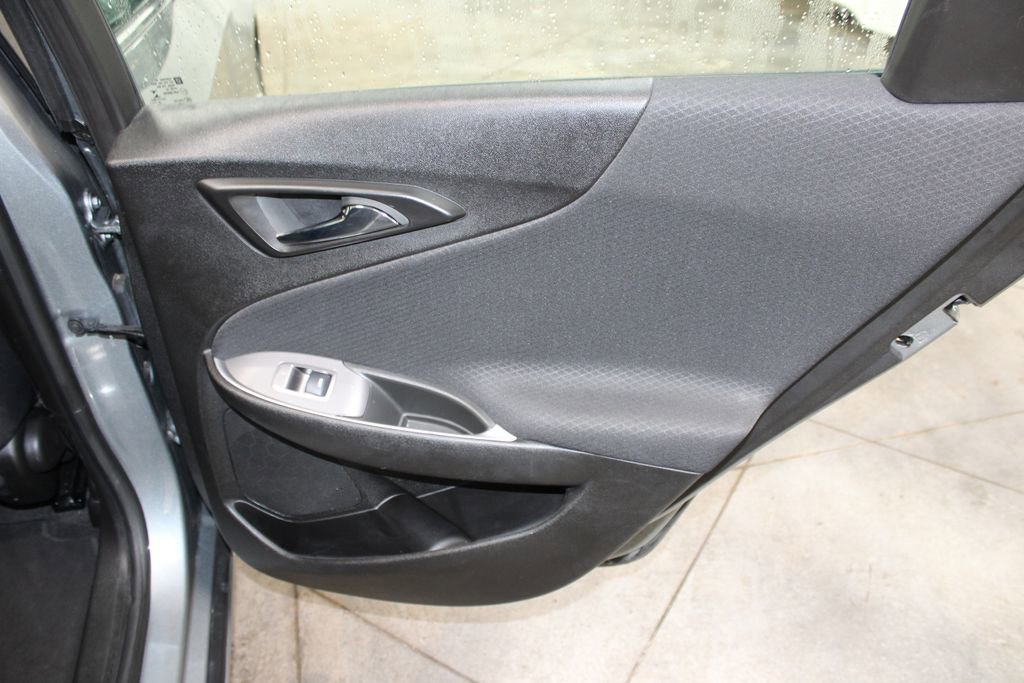 Used 2024 Chevrolet Malibu LT image 24