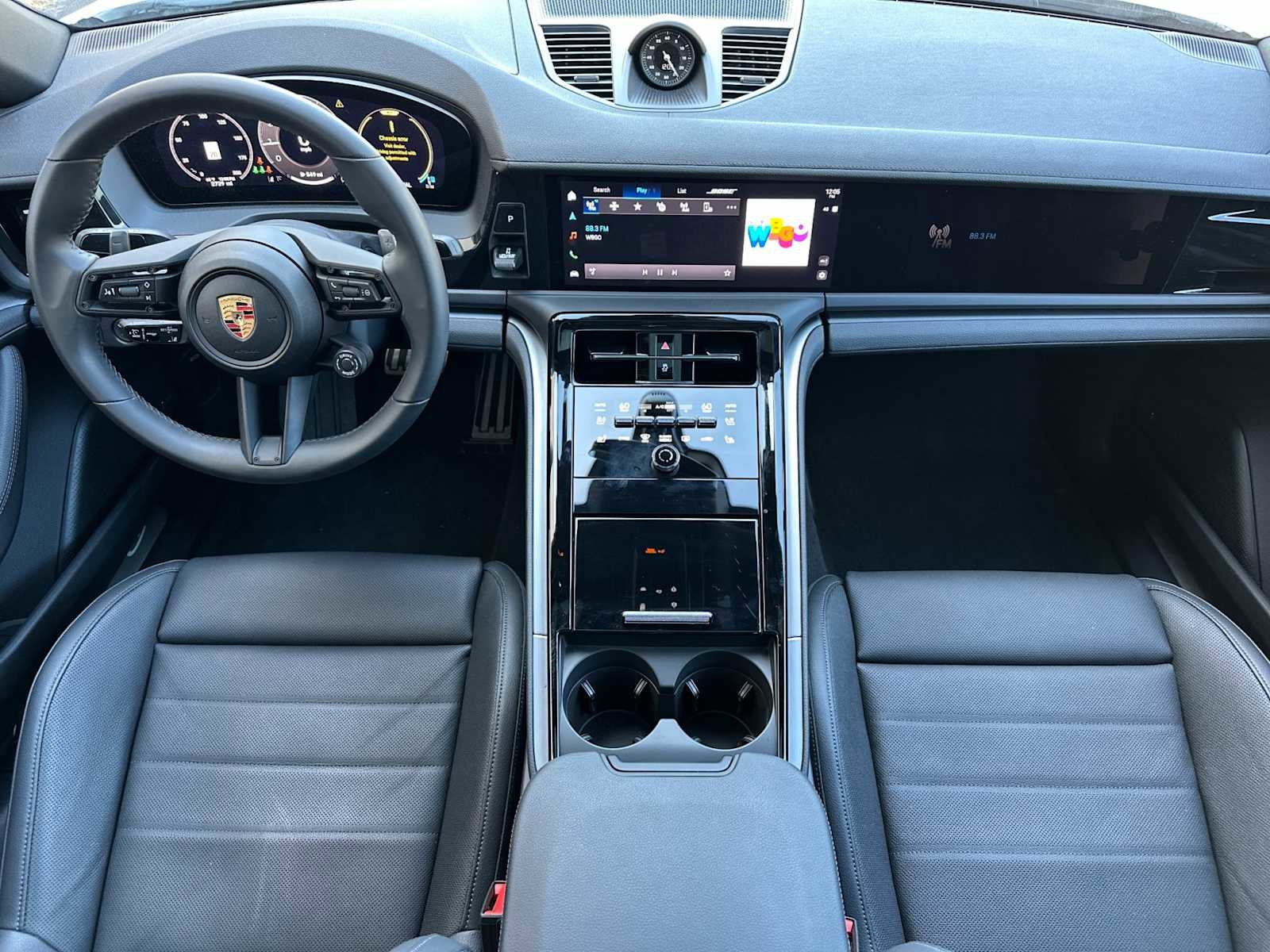 Used 2025 Porsche Panamera 4 RWD image 6