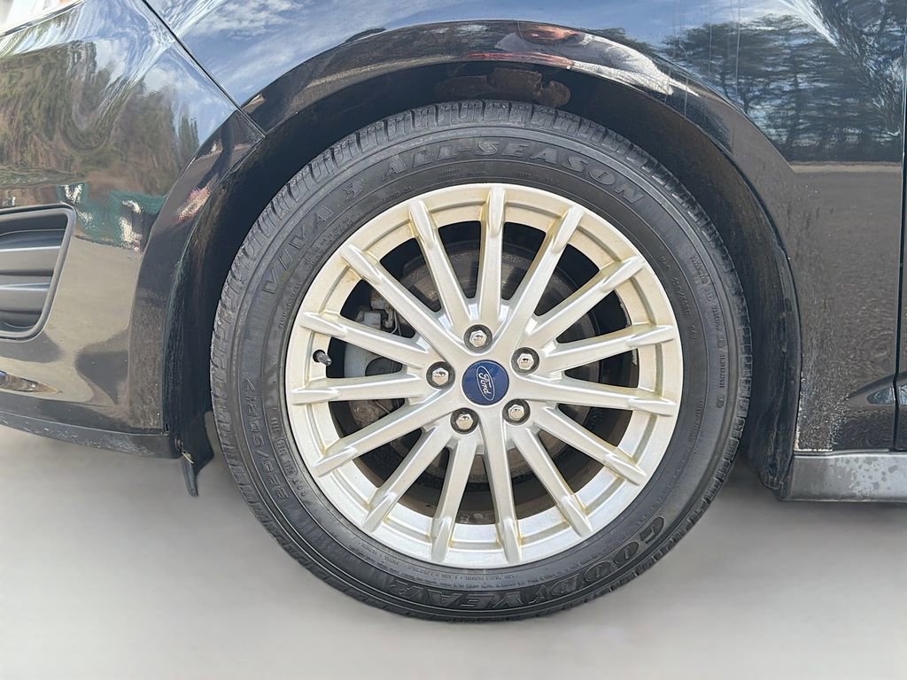 Used 2016 Ford C-MAX Energi SEL w/ Equipment Group 301A image 34