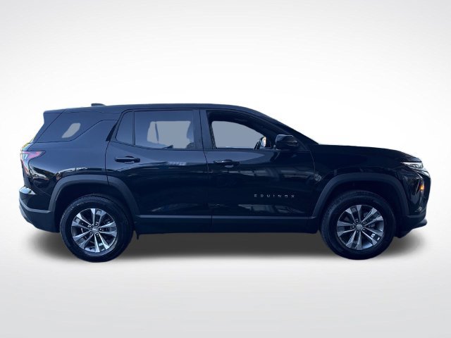 Used 2026 Chevrolet Equinox LT AWD/4WD image 7