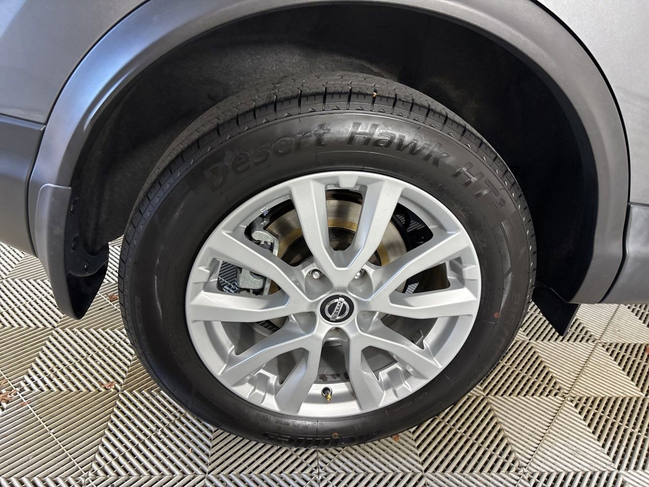 Used 2021 Nissan Rogue Sport S image 32