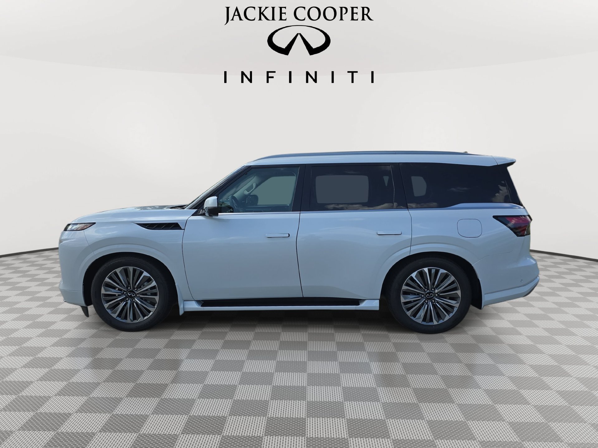 New 2027 INFINITI QX80 Luxe w/ Cargo Package AWD/4WD image 8