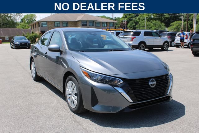 Used 2024 Nissan Sentra S FWD image 2