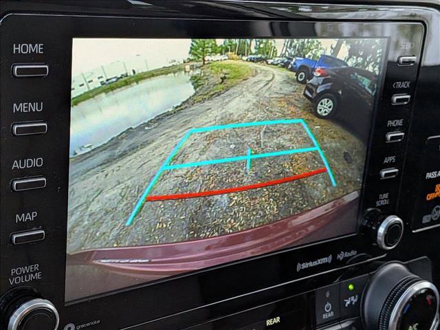 Used 2021 Toyota Highlander LE image 7