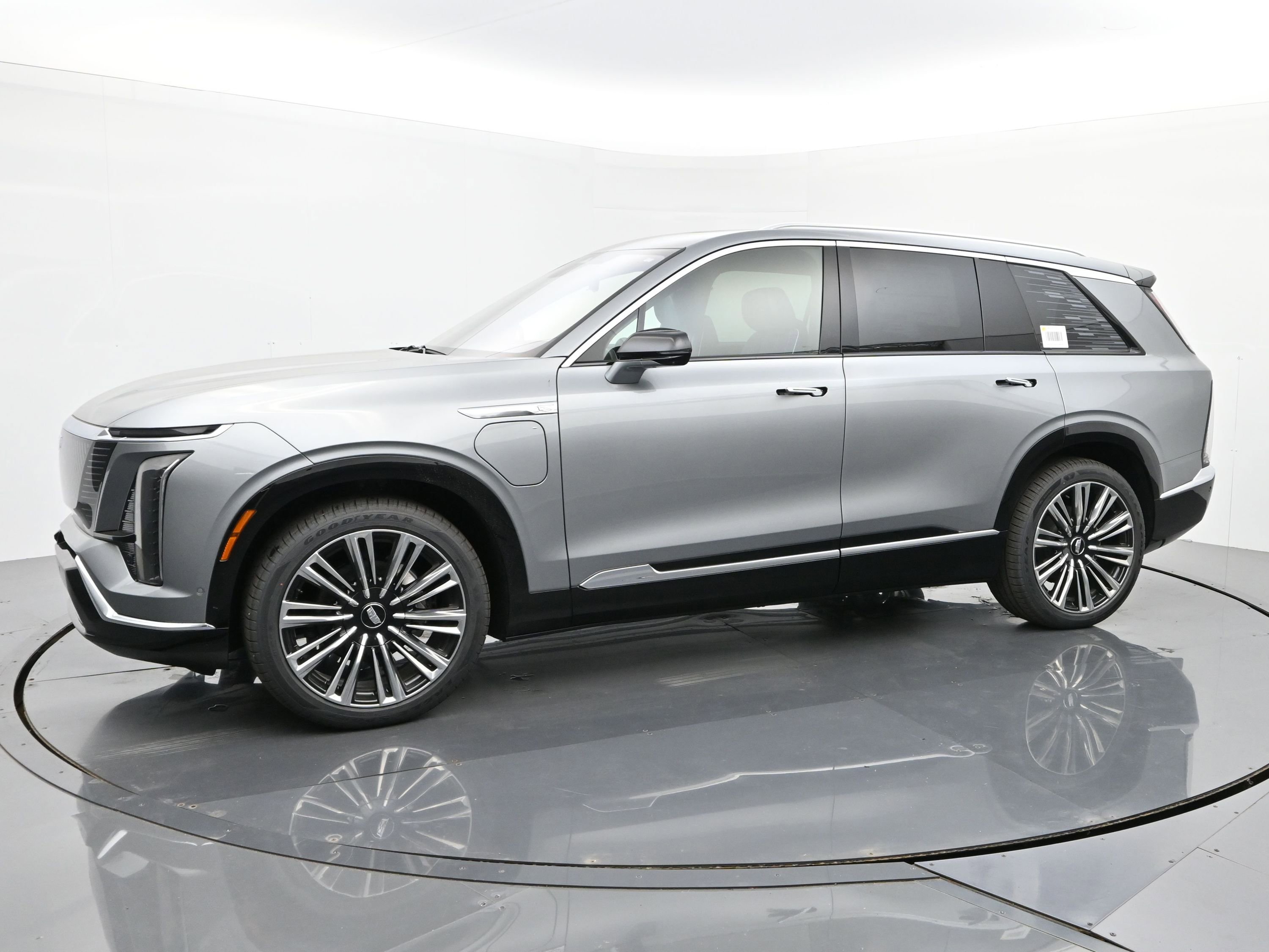 New 2026 Cadillac Vistiq Premium Luxury w/ LPO, Floor Liner Package image 2