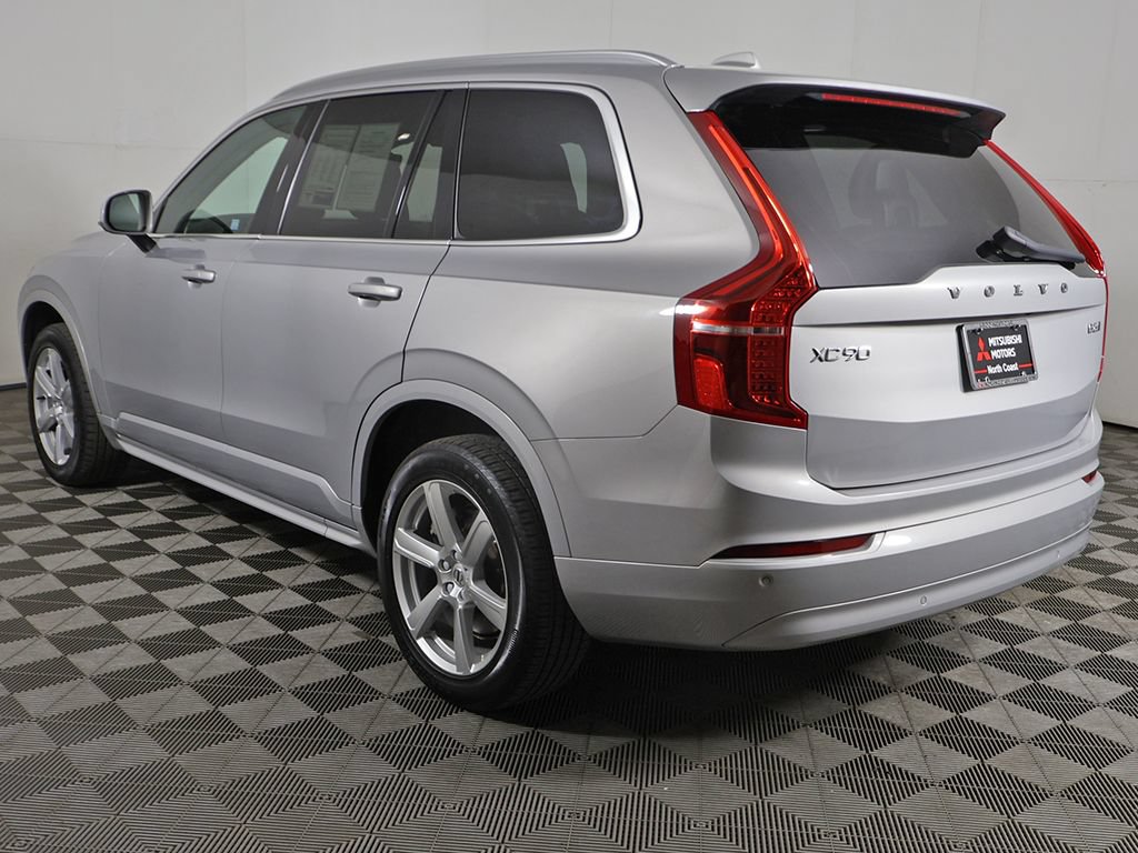Used 2023 Volvo XC90 B6 Core w/ Climate Package AWD/4WD image 12