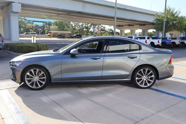 Used 2019 Volvo S60 T5 Momentum w/ Multimedia Package image 4