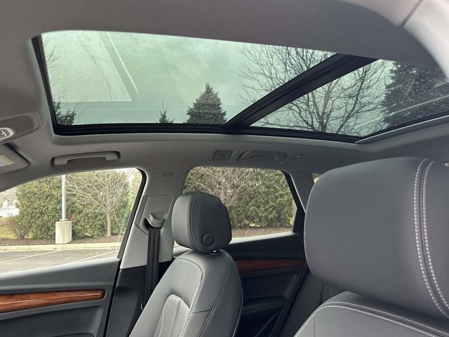 Used 2023 Audi Q5 2.0T Premium Plus w/ Premium Plus Package image 24