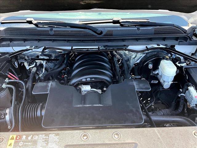 Used 2018 Chevrolet Silverado 1500 LTZ w/ LTZ Plus Package AWD/4WD image 11