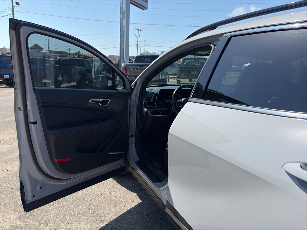Used 2024 Kia Sportage X-Line AWD/4WD image 18