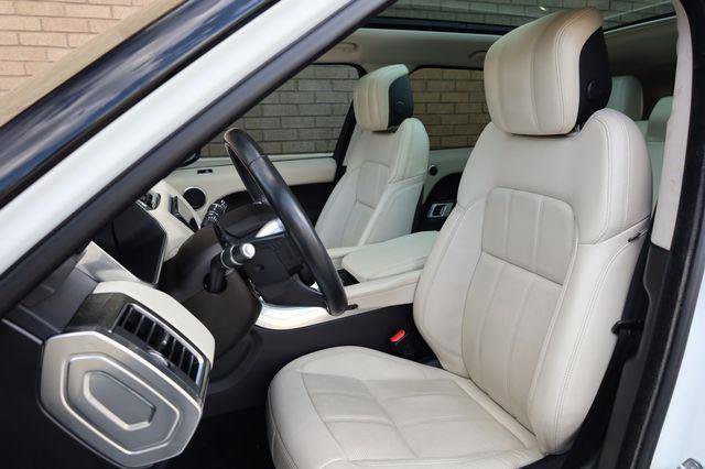 Used 2018 Land Rover Range Rover Sport HSE AWD/4WD image 17