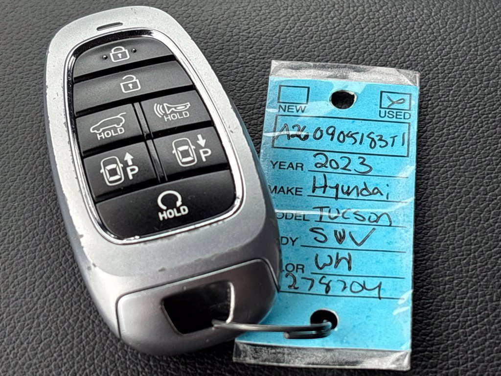 Used 2023 Hyundai Tucson Limited AWD/4WD image 40