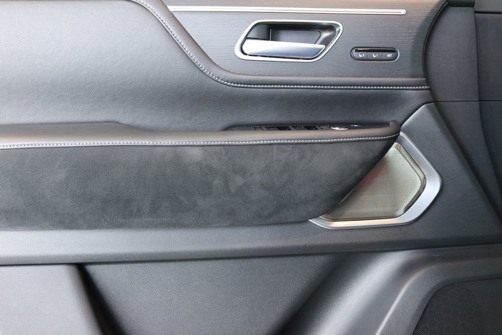 Certified 2025 INFINITI QX80 Sensory image 13