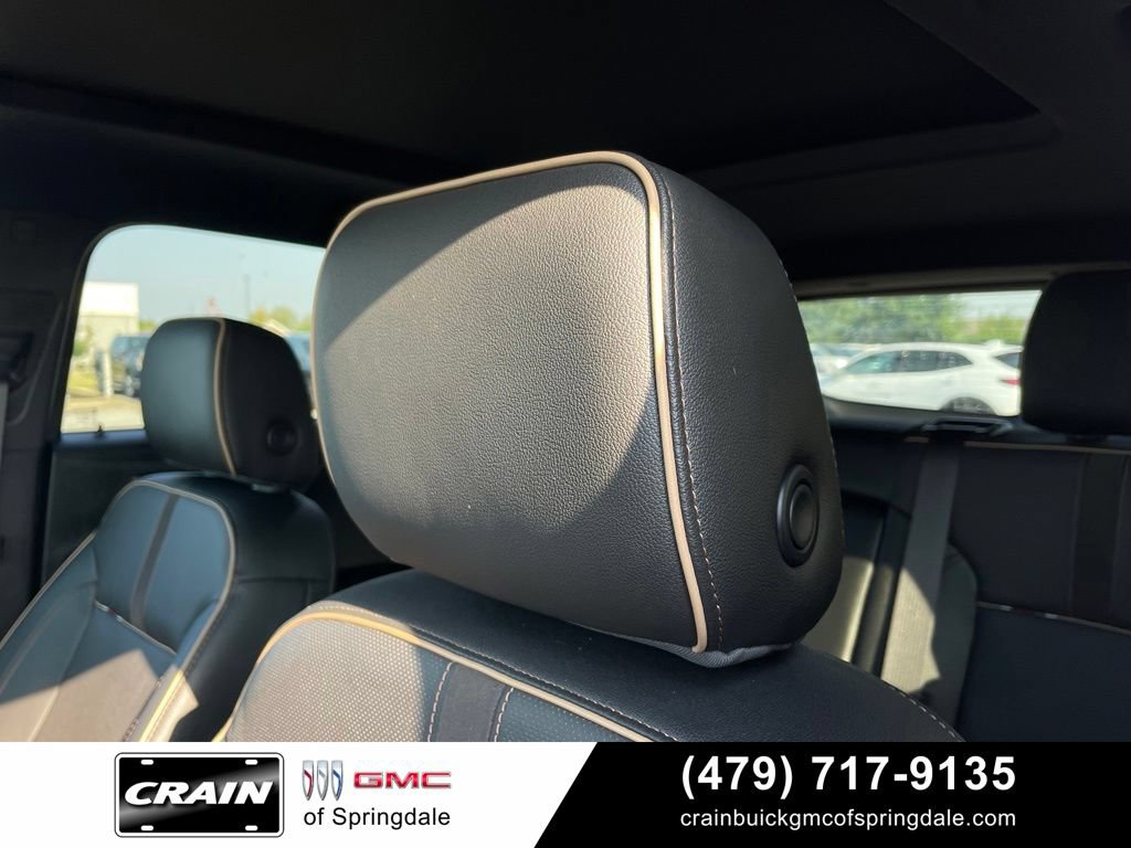 Used 2019 Chevrolet Blazer Premier w/ Sun and Wheels Package FWD image 22