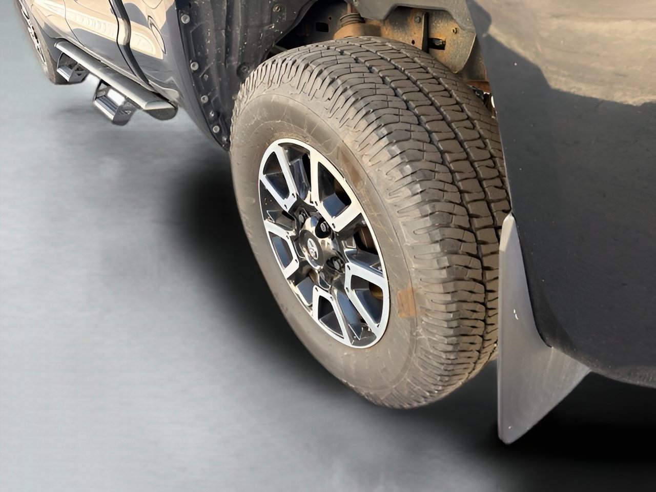 Used 2019 Toyota Tundra SR5 w/ TRD Off Road Package AWD/4WD image 14
