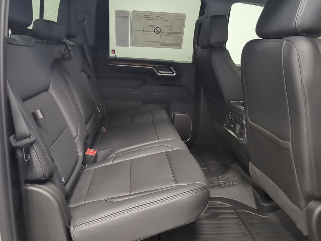 New 2025 GMC Sierra 2500 Denali w/ Denali Reserve Package image 30
