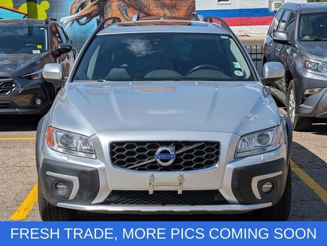 Used 2015 Volvo XC70 T6 w/ Proximity Package AWD/4WD image 5