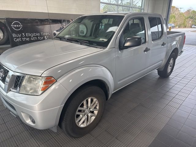 Used 2016 Nissan Frontier SV image 3