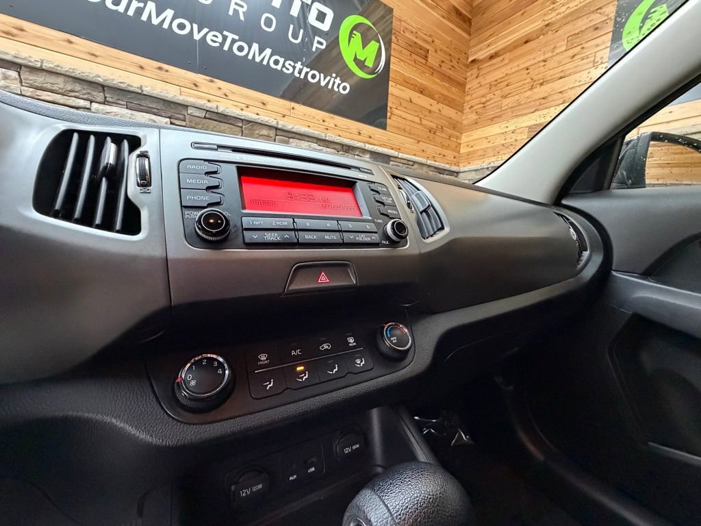 Used 2015 Kia Sportage LX image 18