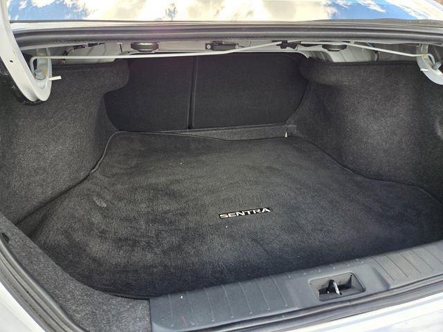 Used 2023 Nissan Sentra SV FWD image 13