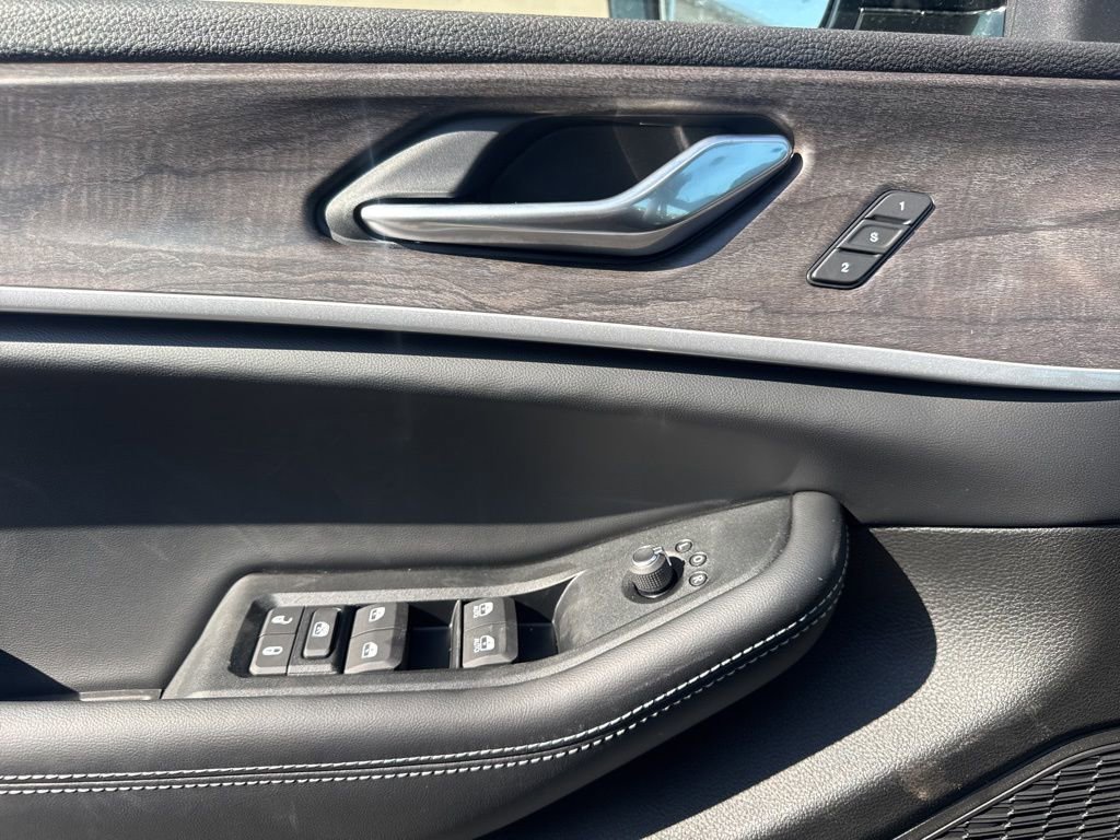 New 2025 Jeep Grand Cherokee Limited image 30