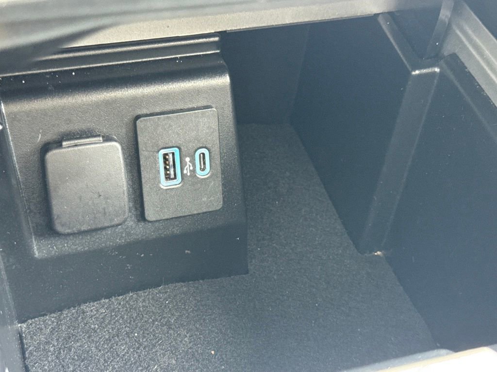 Used 2023 Ford Explorer XLT w/ Equipment Group 202A image 49